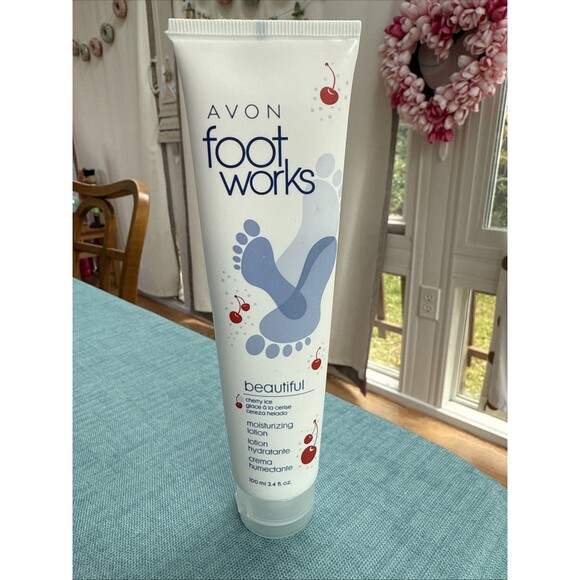 Avon Foot Works Cherry Ice Moisturizing Lotion 3.4 fl. oz. New - Picture 1 of 3